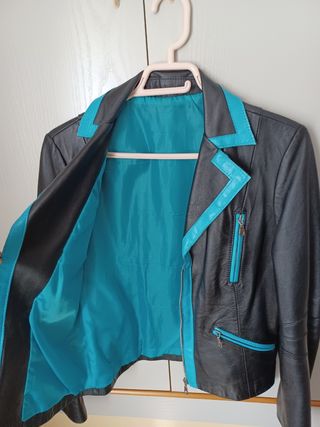 Cazadora piel negra-azul