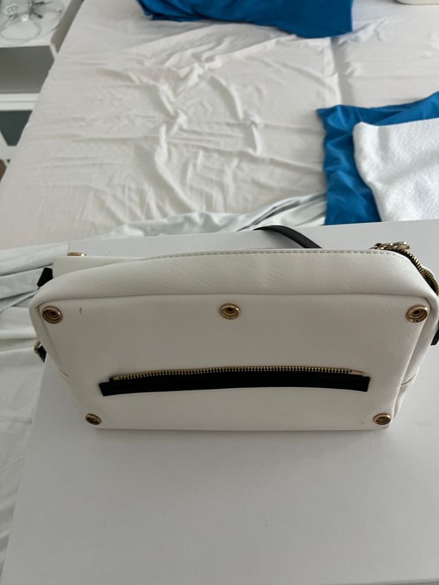 Bolso mujer blanco y negro