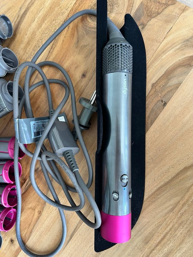 Dyson Airwrap completo com estojo e acessórios