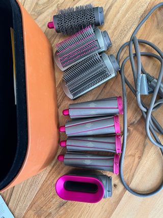 Dyson Airwrap completo con custodia e accessori