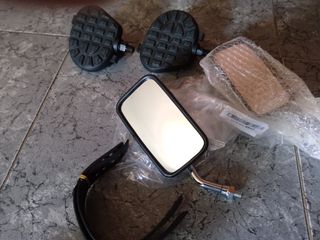 Pedaleiras e Espelho Retrovisor Moto