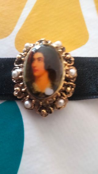 Collana vintage con ritratto