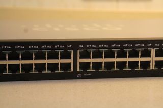 Switch Cisco SG200-50 Gigabit 50 puertos