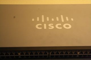 Switch Cisco SG200-50 Gigabit 50 puertos