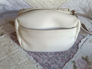 Bolso Robert Pietri blanco y rosa con flores