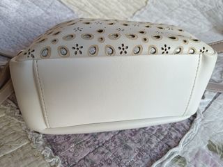 Bolso Robert Pietri blanco y rosa con flores