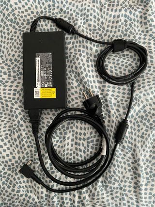 Computer portatile Acer Predator Helios i7 RTX 3070 
