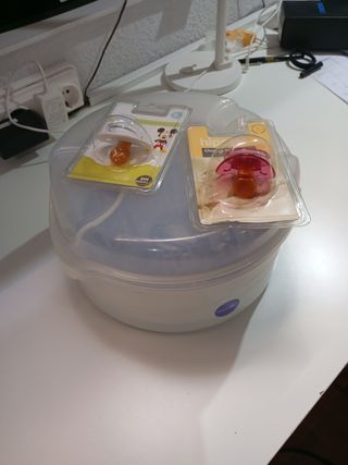 Esterilizador microondas + 2 Chupetes