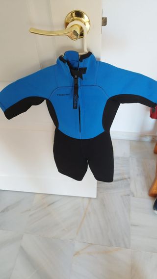 Traje neopreno niño Tribord. Decathlon, 6 años
 