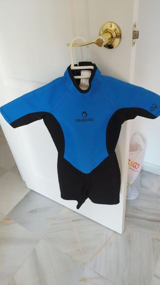 Traje neopreno niño Tribord. Decathlon, 6 años
 
