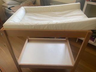 Cambiador bebé Ikea + colchón