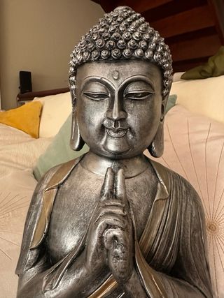 Budha metal dorado y plateado