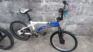 Bicicleta BMX Monty usada