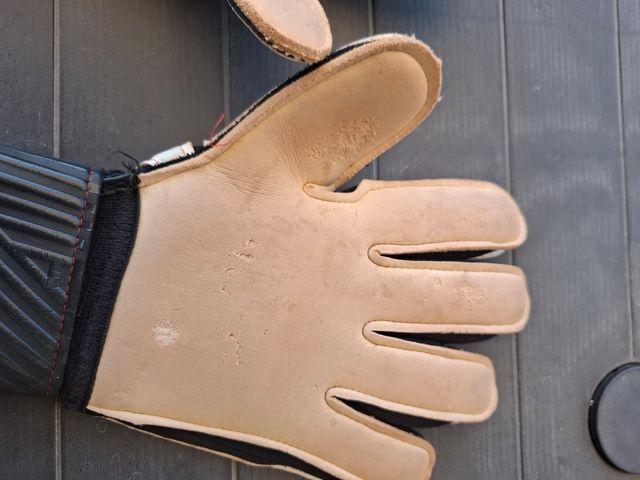 Guantes portero Kipsta F500.