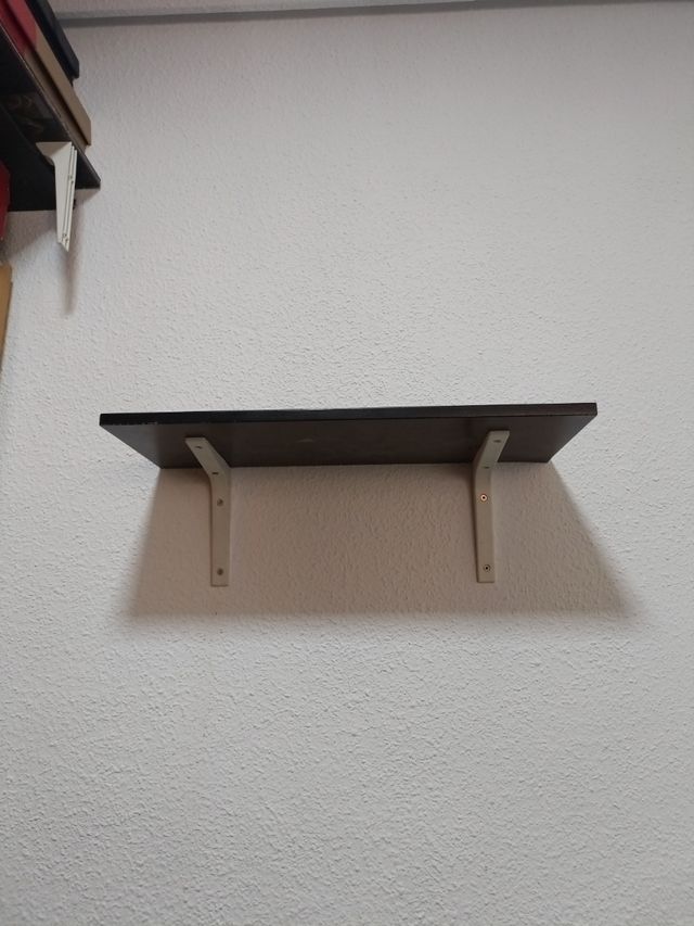 2 baldas madera - negras y marrones