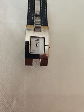 Tommy Hilfiger Reloj Mujer Rojo Plata