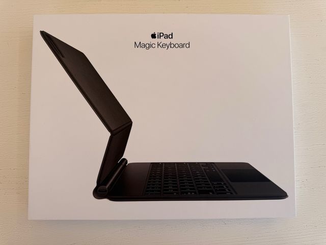 Teclado Mágico iPad - Negro/Azul Marino