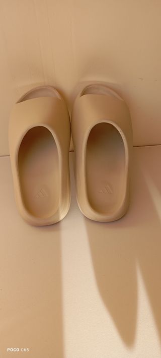 Yeezy Slides Beige - Chanclas