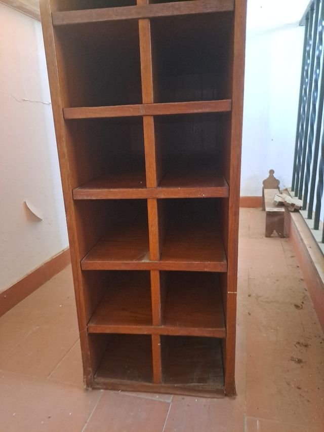 Botellero madera marrón - 28 botellas