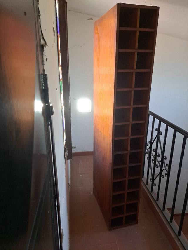 Botellero madera marrón - 28 botellas