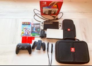 Nintendo Switch OLED bianca + giochi
