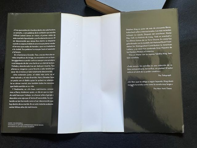 Todo oscuro, sin estrellas