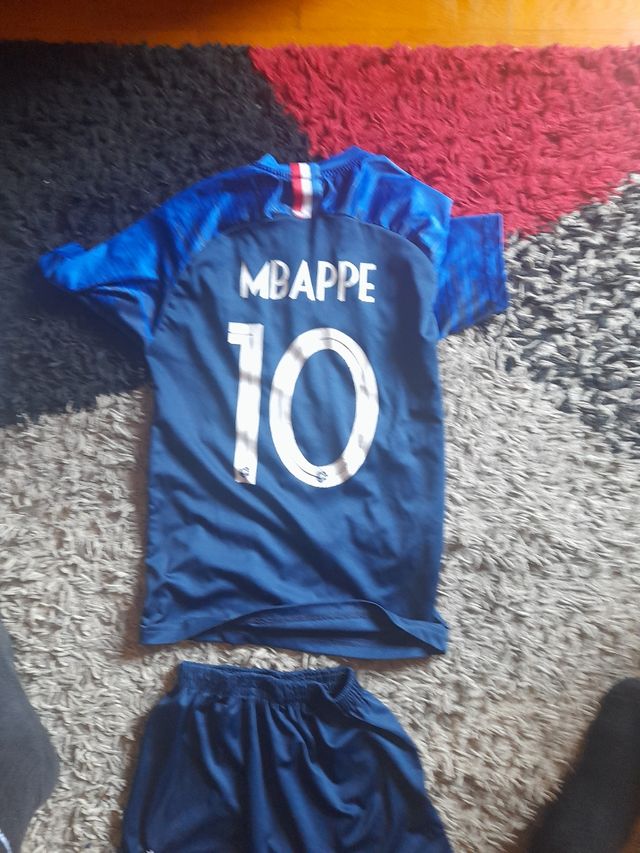Equipación Francia Mbappe niño