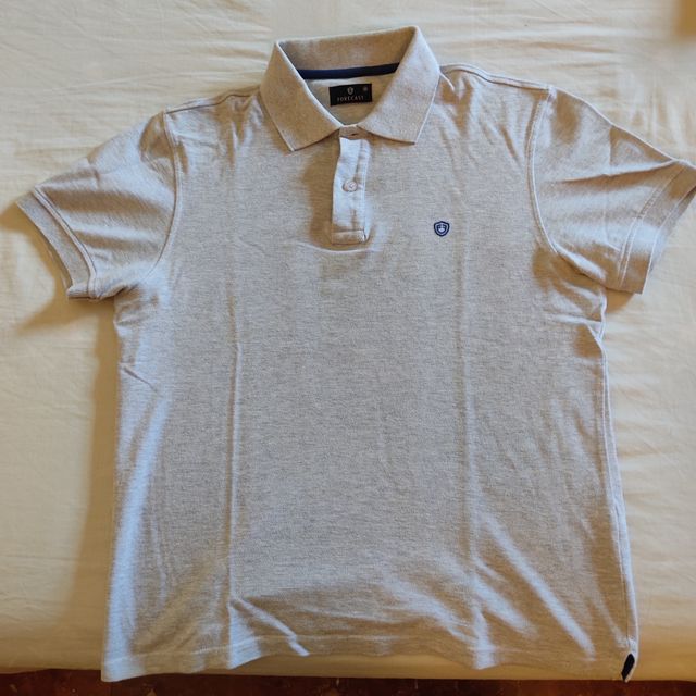 Polo Forecast gris claro. Talla M