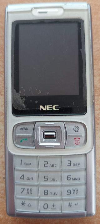 NEC E121 - Teléfono móvil gris