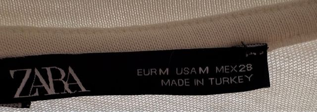 Camiseta Zara aeropuerto beige