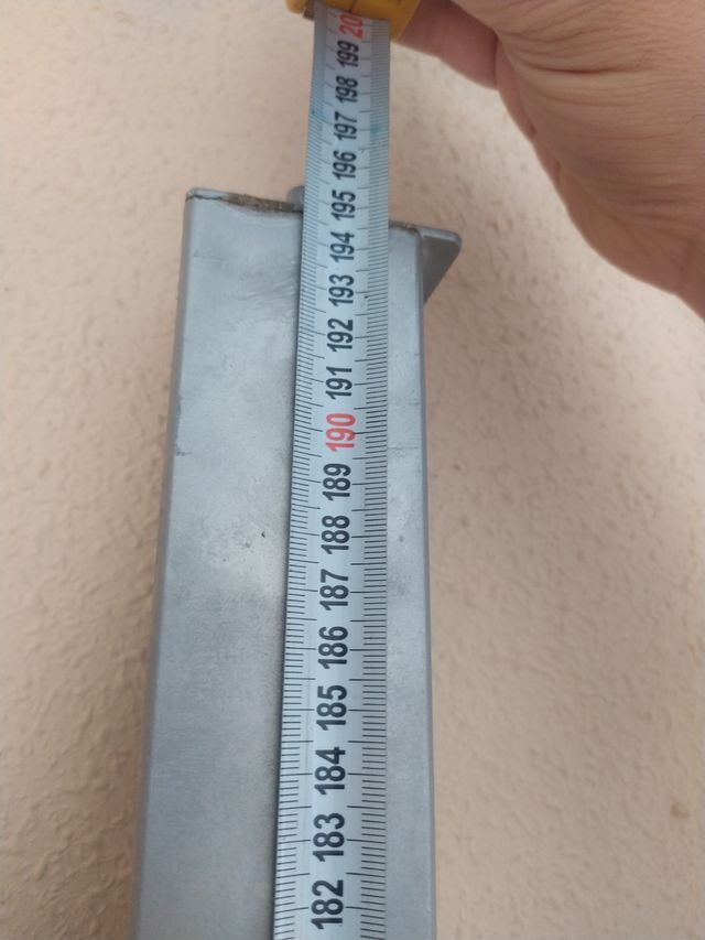 Viga metálica - 195cm