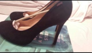 Zapatos salón negros. Hago envios