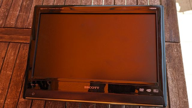 TV Scott 12V para autocaravana