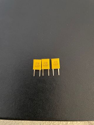 3 Risonatori Ceramici Z1B 426P