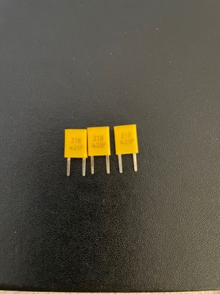 3 Risonatori Ceramici Z1B 426P