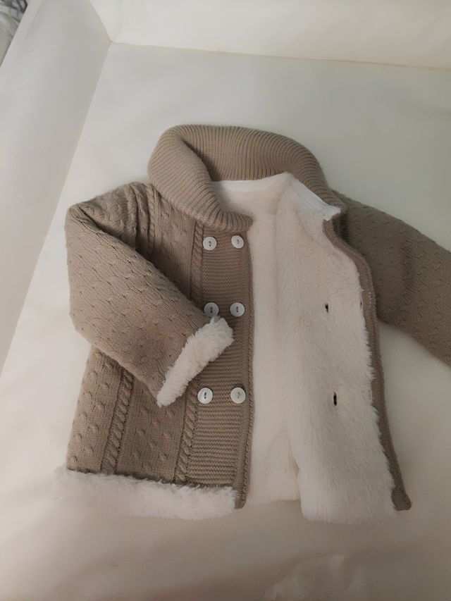 Abrigo bebé tejido, beige
