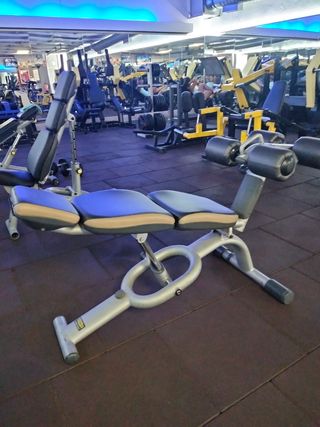 Banco Multiusos Technogym
