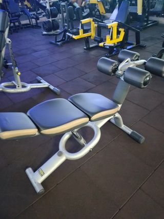 Banco Multiusos Technogym