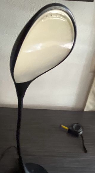 Lámpara escritorio LED negra