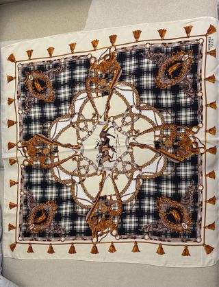 Pañuelo Hermès - Ecuestre y Tartán