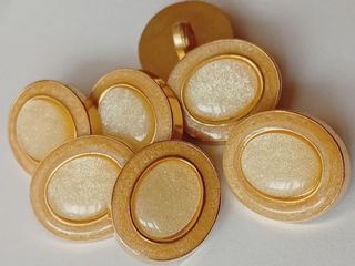 Lote 10 botones- 8 modelos