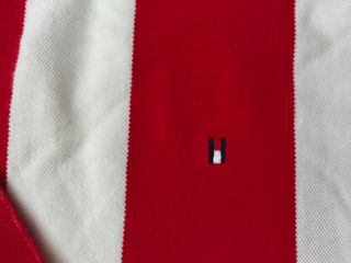 Polo Tommy Hilfiger rayas rojas y blancas