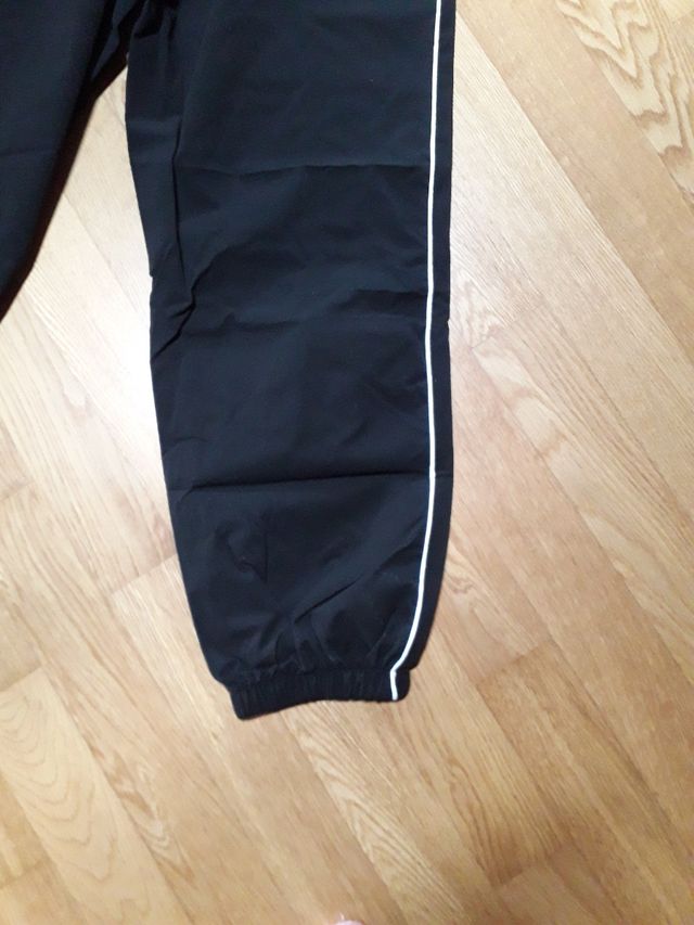 Pantaloni sportivi neri