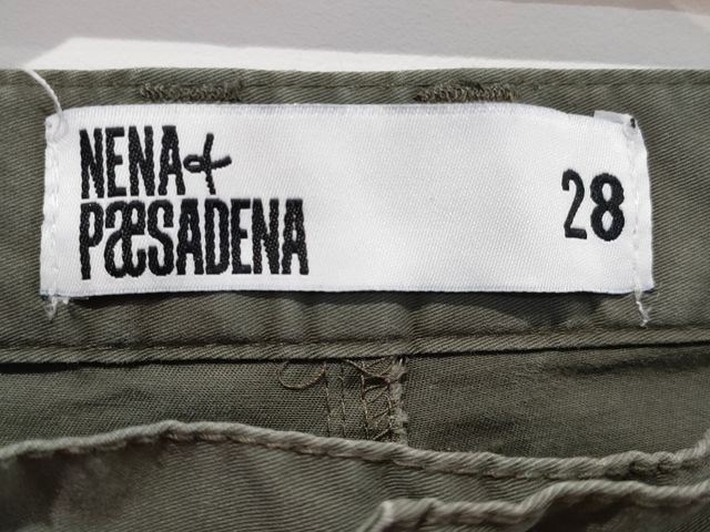 Pantalón verde de chico de la marca Nena Pasadena