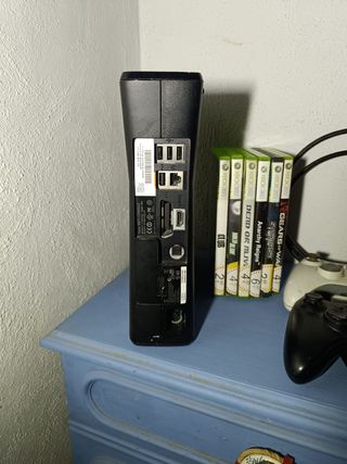 Xbox 360 Elite negra - 8 juegos
