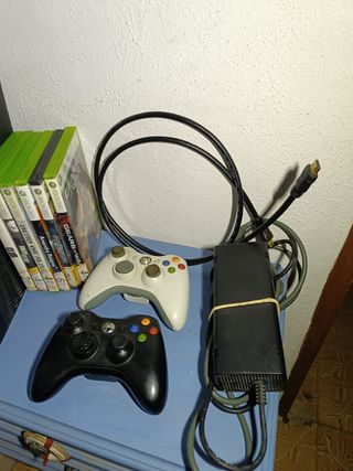 Xbox 360 Elite negra - 8 juegos