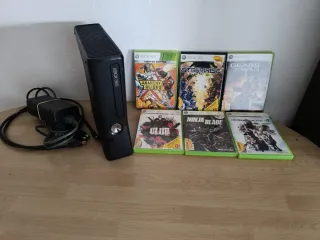 Xbox 360 Elite negra - 8 juegos