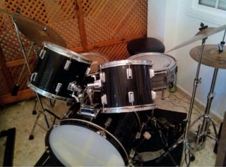 Batería acústica