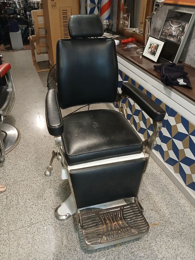 3 Sillónes barbero antiguo precio es por los tres