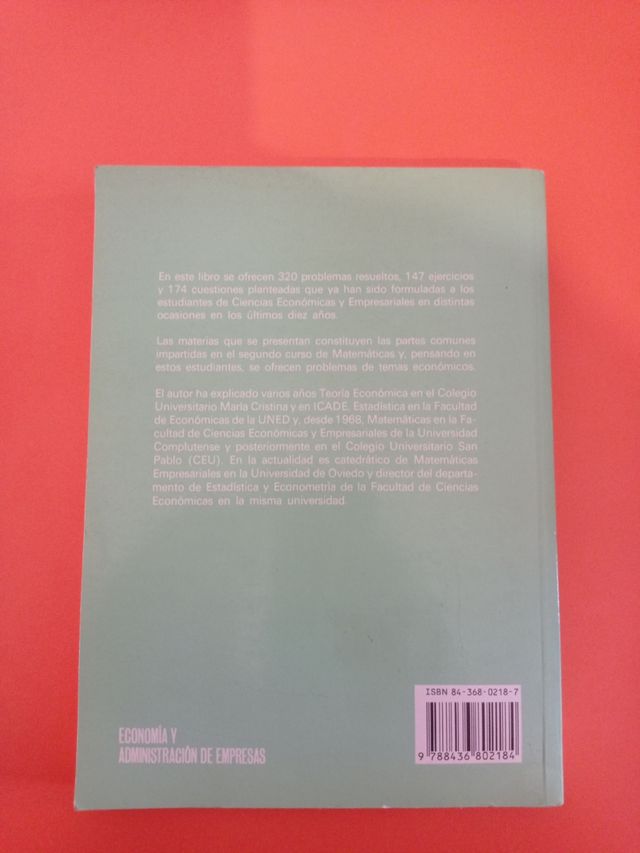 Problemas y cuestiones de matemáticas para economi